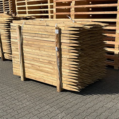 Frikantet Robiniepæle med spids